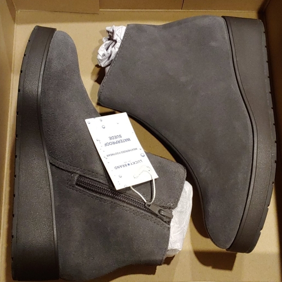 HOST PICK Lucky Brand LK-Karmeya Ankle Boots Size 5 - Picture 6 of 8
